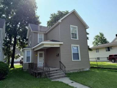 Main picture of 3209 S Harrison St