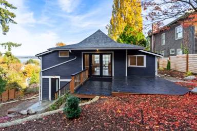 Main picture of 1541 Grand Ave