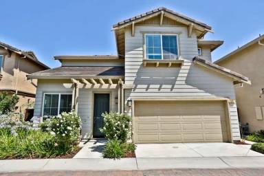 Main picture of 537 Petunia Ct