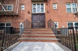 Main picture of 361 Claremont Ave