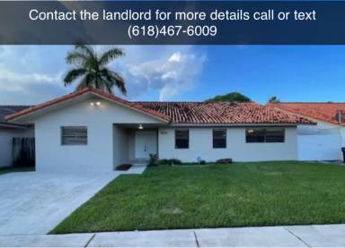 Main picture of 14523 SW 106th Ter