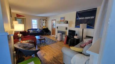 Main picture of 1717 Tibbits Ave