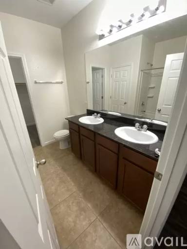 Main picture of 976 Aspen Cliff Dr