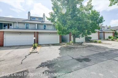 Main picture of 67 Ponwood Cir