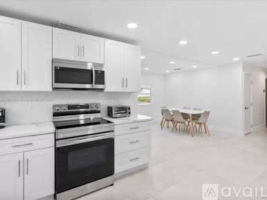 Main picture of 5731 SW 54th Ter