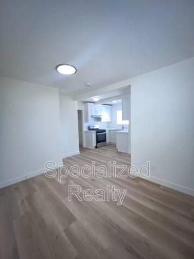 Main picture of 1420 Isabel St