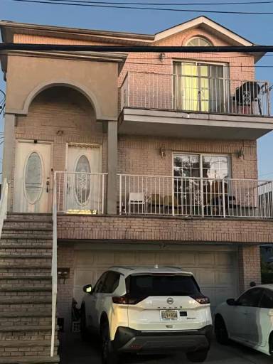 Main picture of 5106 Columbia Ave