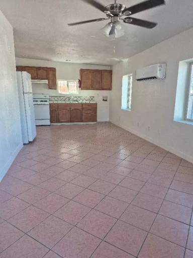 Main picture of 613 W 41st St