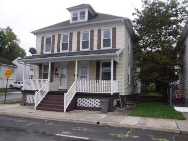 Main picture of 441 Ridge Ave