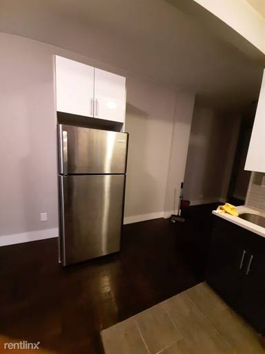 Main picture of 2860 Bailey Ave