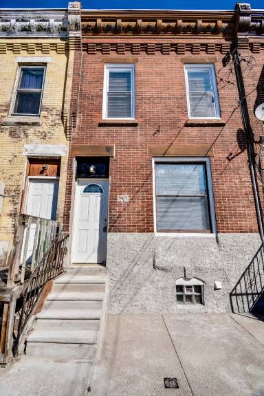 Main picture of 2931 W Susquehanna Ave
