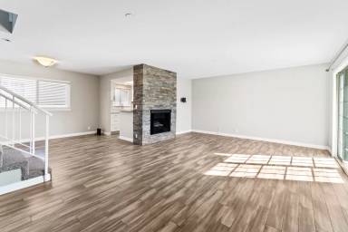 Main picture of 1421 Superior Ave