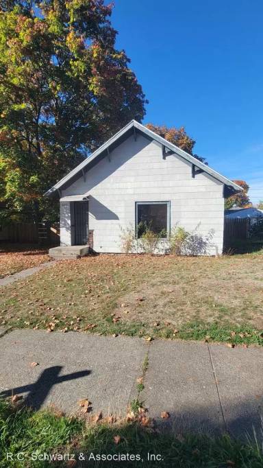 Main picture of 4013 N Post St