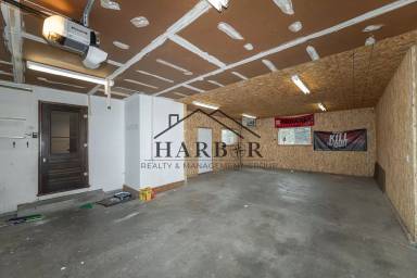 Main picture of 2916 4th Ave NW