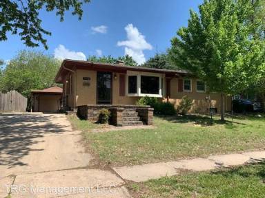 Main picture of 3016 S Euclid Ave