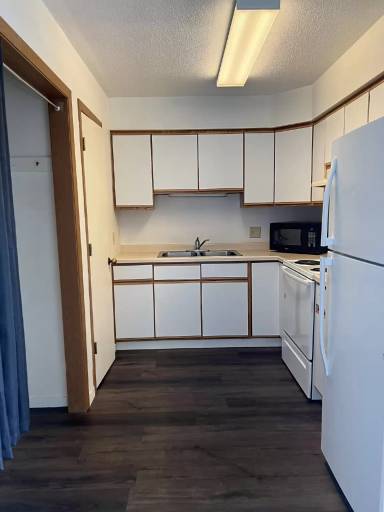 Main picture of 912 S 6th St