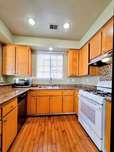 Main picture of 1499 Gingerwood Dr