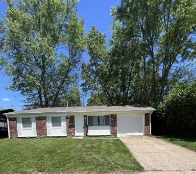 Main picture of 5922 Falcon Ln
