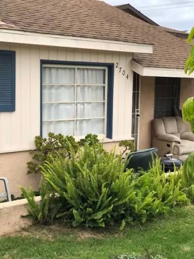 Main picture of 2704 Graham Ave