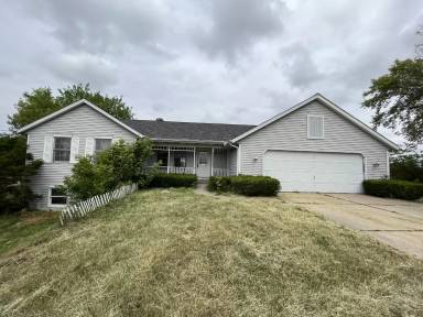 Main picture of 6271 Byron Rd