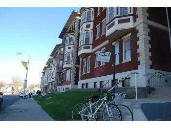 Main picture of 4702 Chestnut St