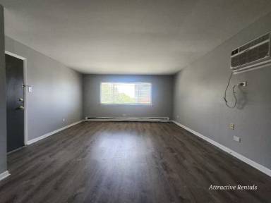 Main picture of 3841 W 124th Pl