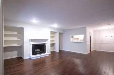 Main picture of 305 Dunbar Dr