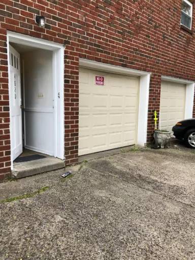 Main picture of 4820 Unruh Ave