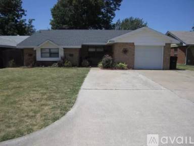 Main picture of 4029 N Nicklas Ave