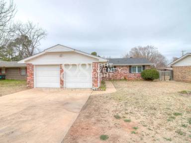 Main picture of 1821 Vine St