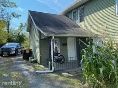 Main picture of 258 Mansion St