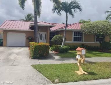 Main picture of 940 NW 128th Ct