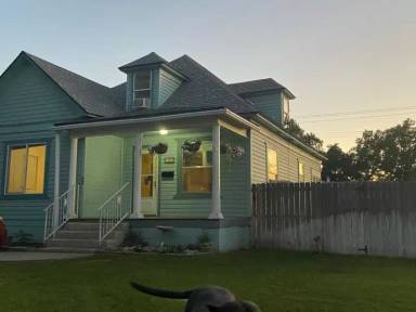 Main picture of 103 S Elder St