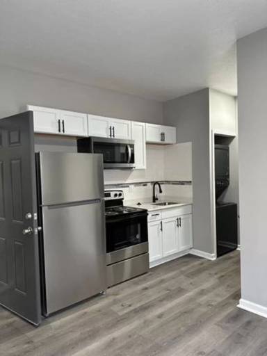 Main picture of 4801 E Washington St