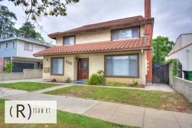 Main picture of 500 N Bushnell Ave