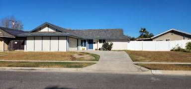 Main picture of 24265 Larkwood Ln