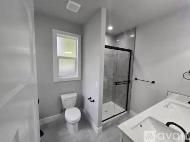 Main picture of 1305 Road 42