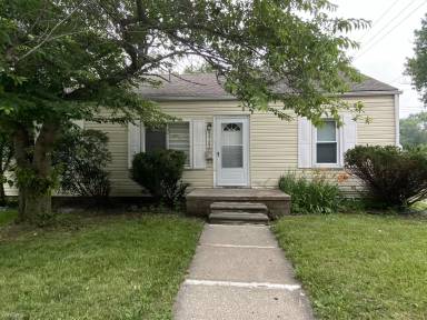 Main picture of 13657 Hendricks Ave
