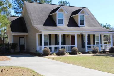 Main picture of 127 McDonald Ct