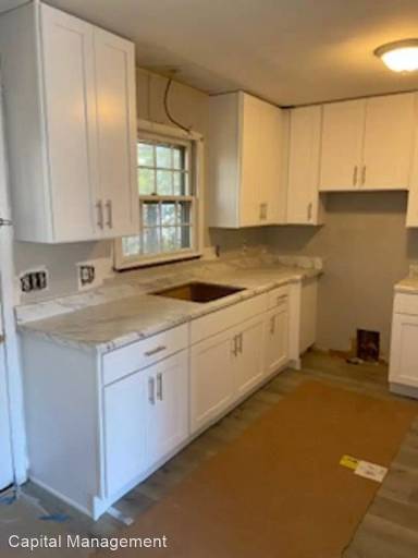 Main picture of 250 Kensington Ave