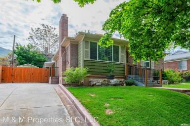 Main picture of 2111 S Wyoming St