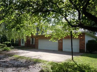 Main picture of 180 Smola Ln