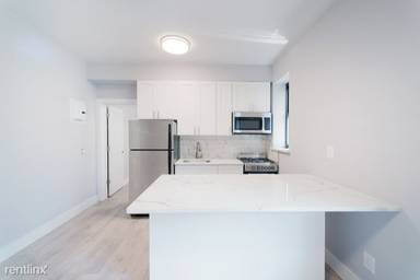 Main picture of 561 Malcolm X Blvd