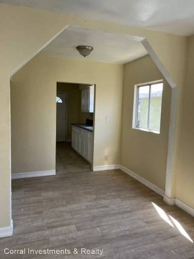 Main picture of 762 Hawthorne Pl