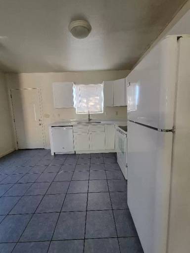 Main picture of 3805 E Glenn St