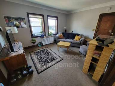 Main picture of 305 N 12th Ave E