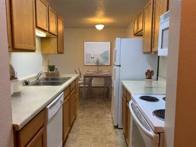 Main picture of 1401 12th St E