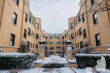 Main picture of 2317 N Rockwell St