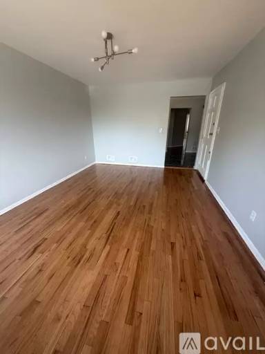 Main picture of 919 Chandler Ave