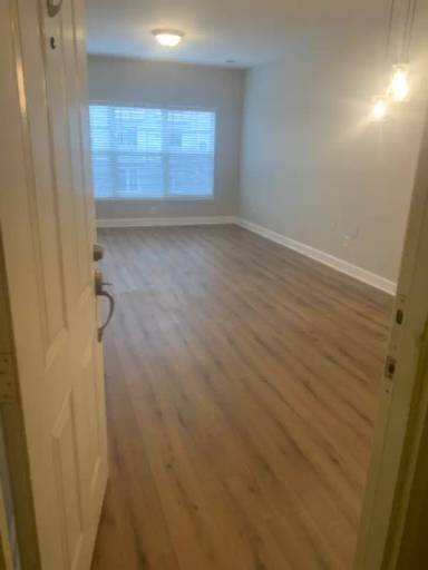 Main picture of 7009 Lenox Village Dr